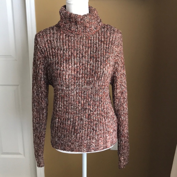 Cozy multicolor turtleneck sweater - Picture 1 of 7